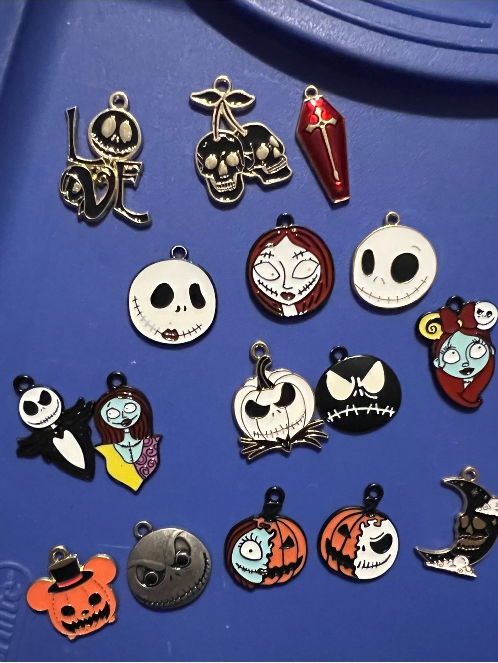 16 pc set Nightmare Before Christmas enamel charms